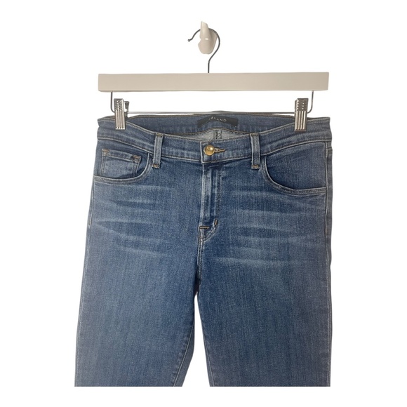 J Brand Capri‎ Mid Rise Cropped Jean - Picture 2 of 7